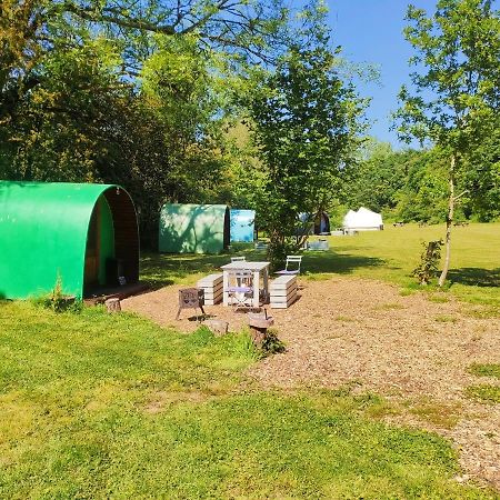 Battle Pods And Bells Glamping Hotell Eksteriør bilde