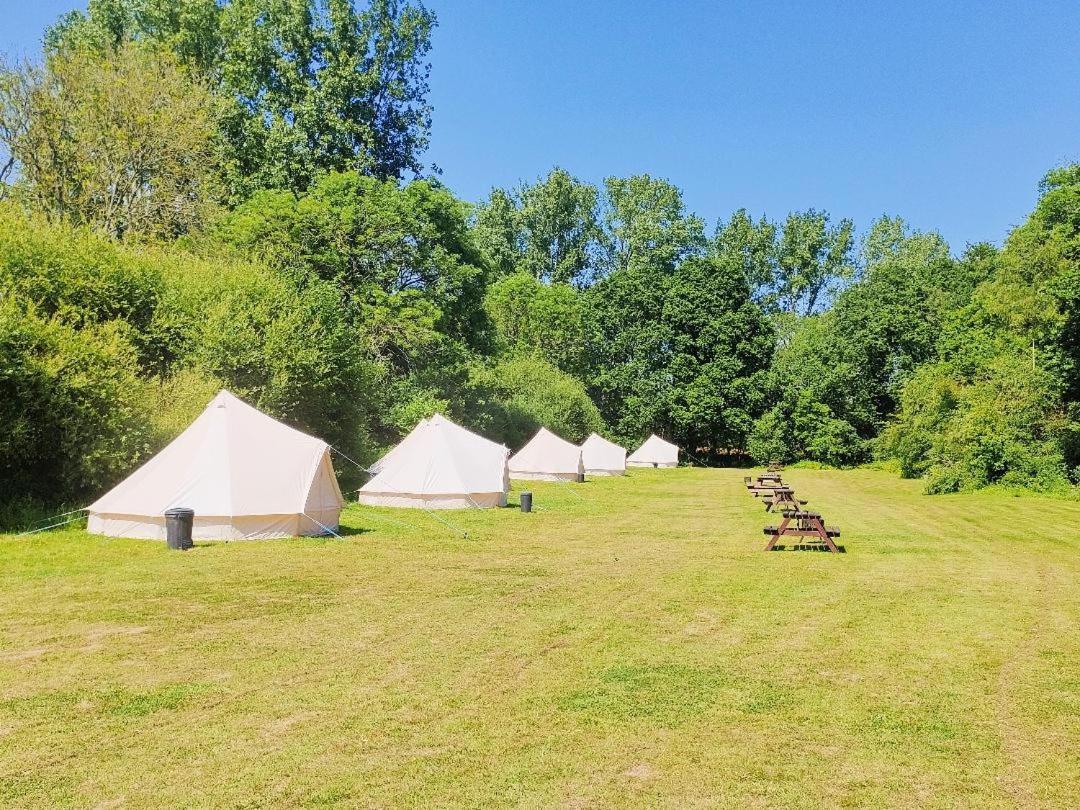 Battle Pods And Bells Glamping Hotell Eksteriør bilde